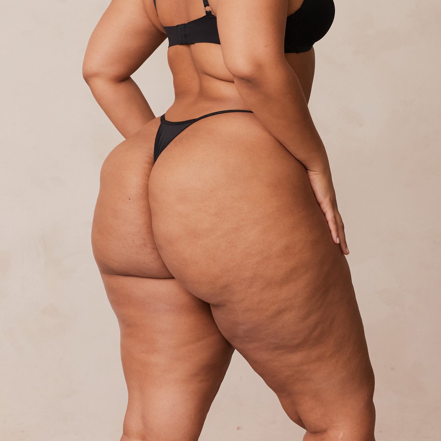 Light Thong - Black