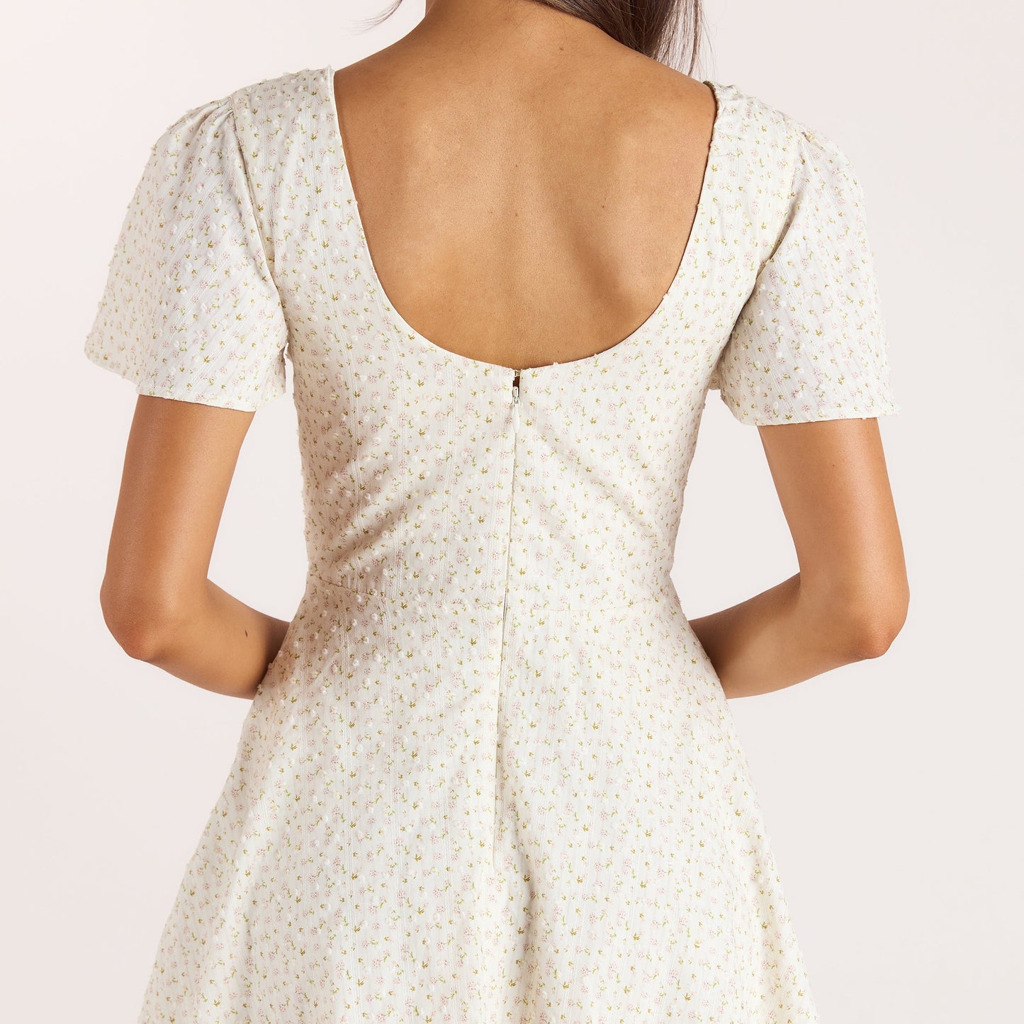 Short-Sleeve Lace Mini Dress - Cream Floral