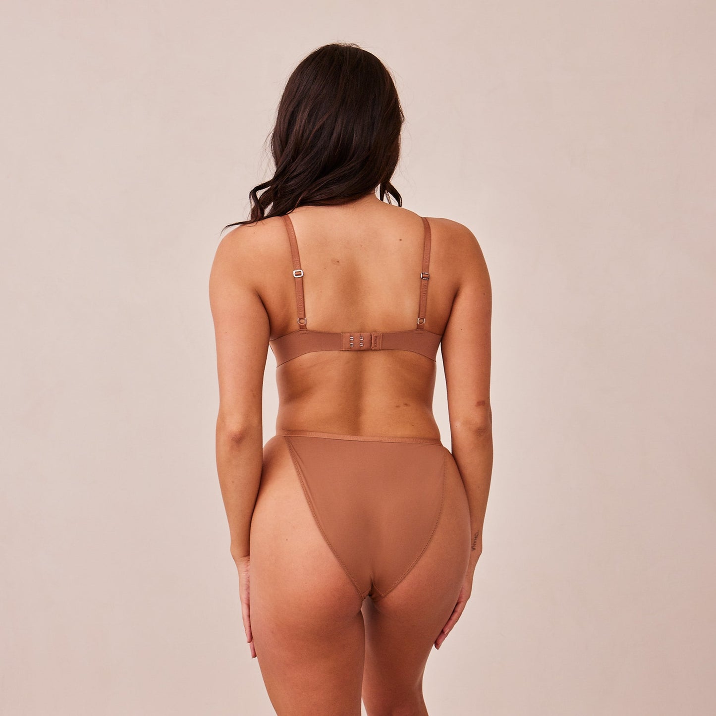Light Non-wire Plunge T-shirt Bra  - Mocha