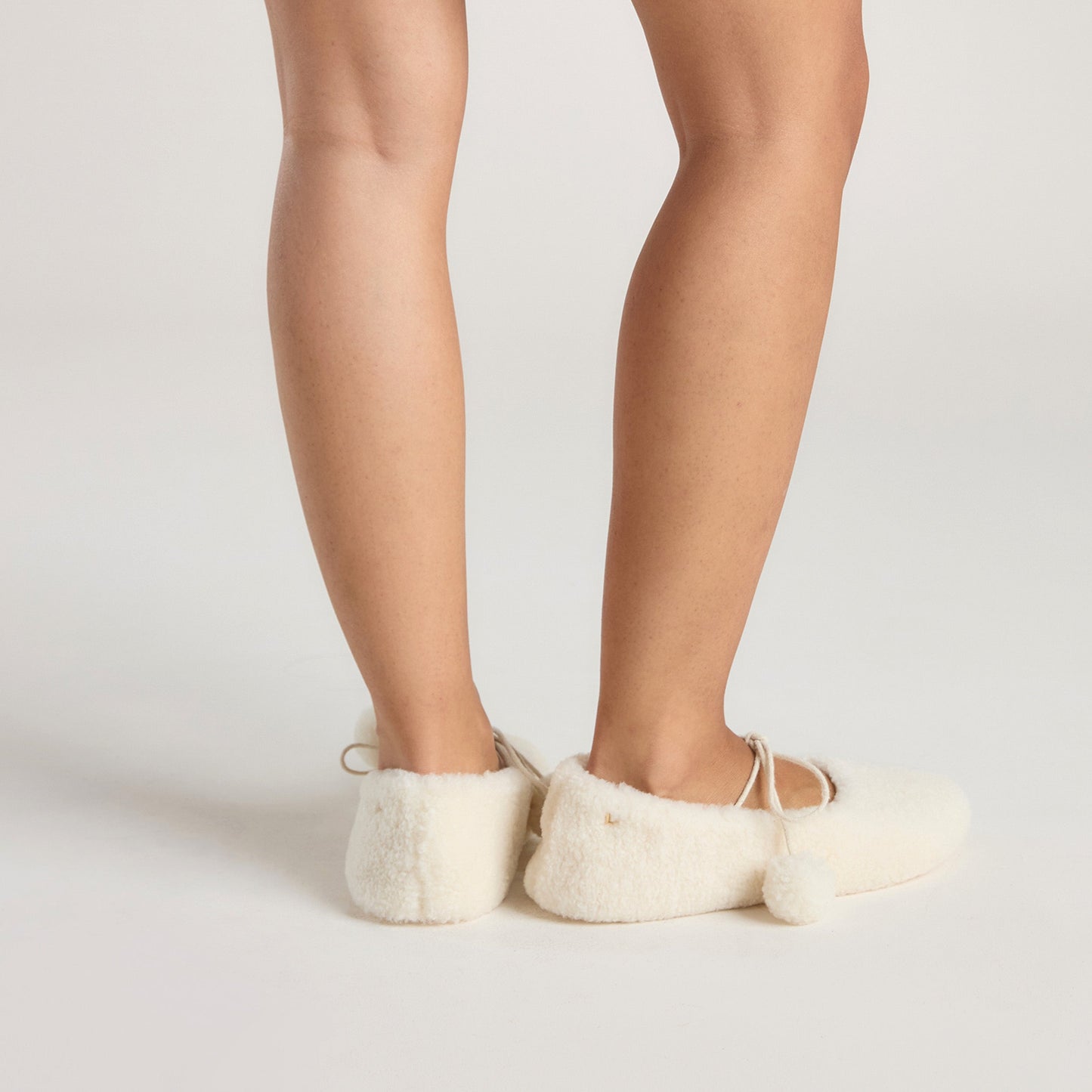 Poppy Ballet Slippers - Ecru