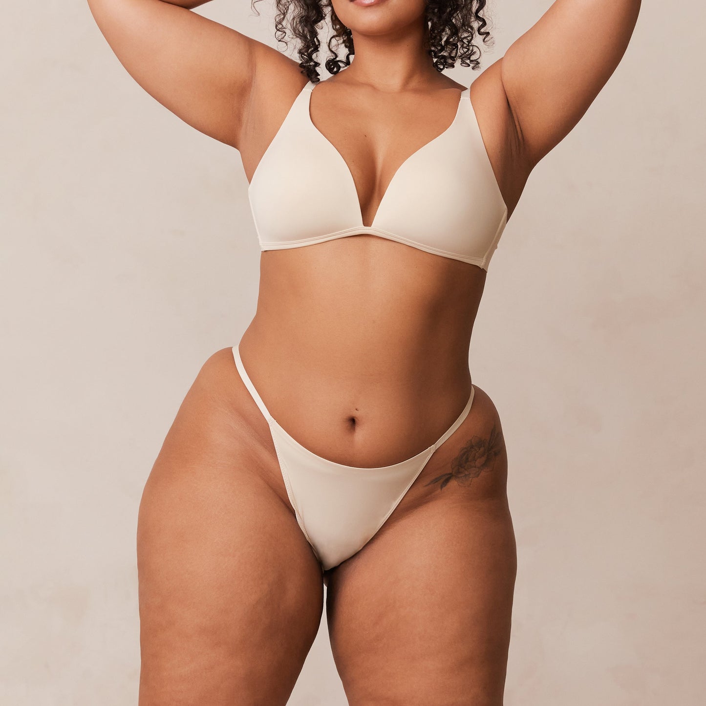 Light Non-wire Plunge T-shirt Bra  - Latte