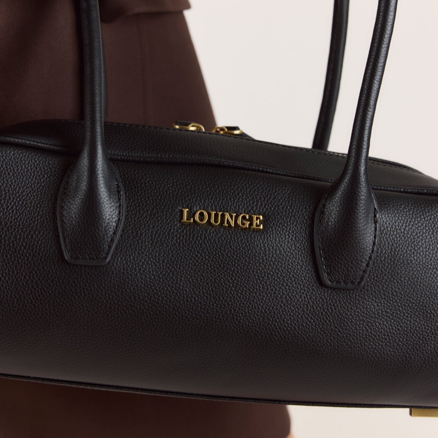 Averi Shoulder Bag - Black