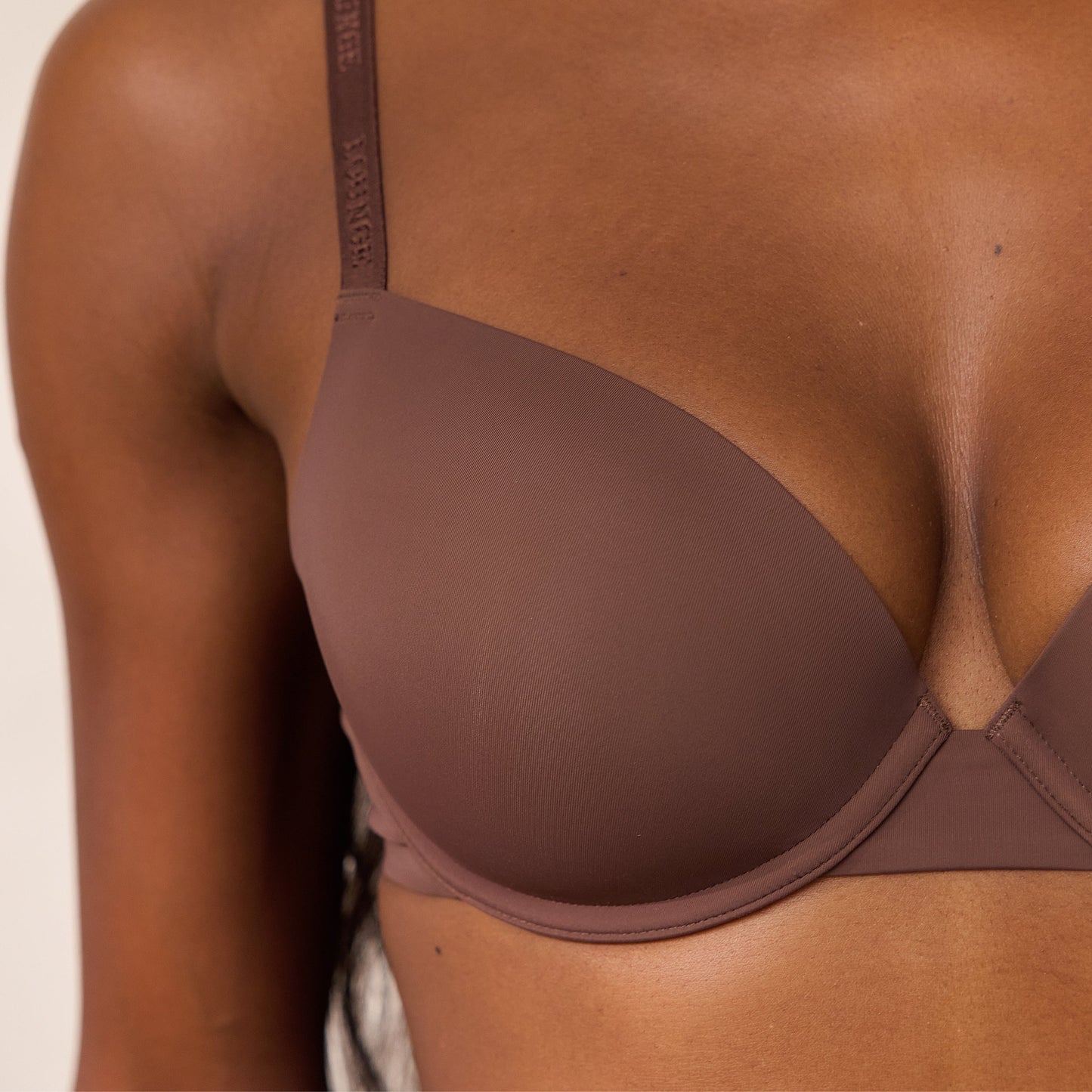 Invisible Form T-Shirt - Cocoa