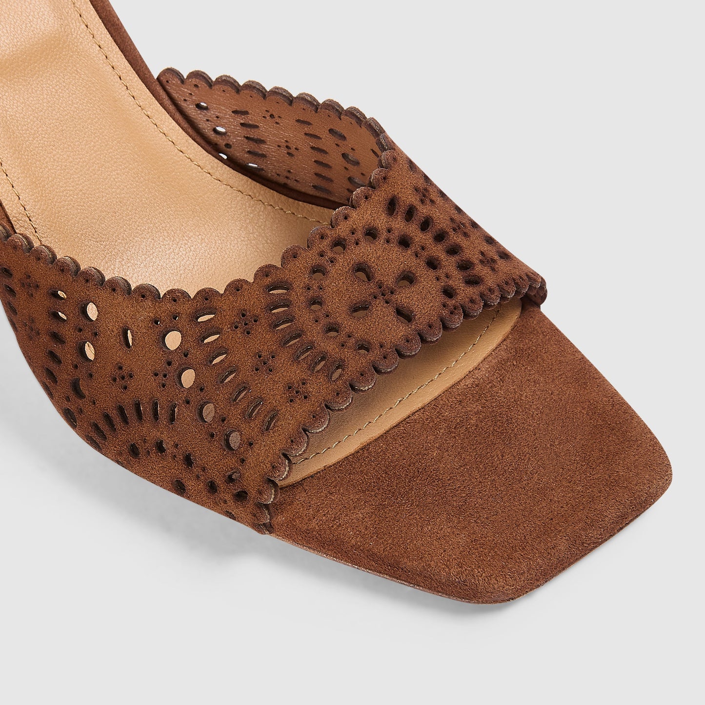 Inez Kitten Heels - Tan