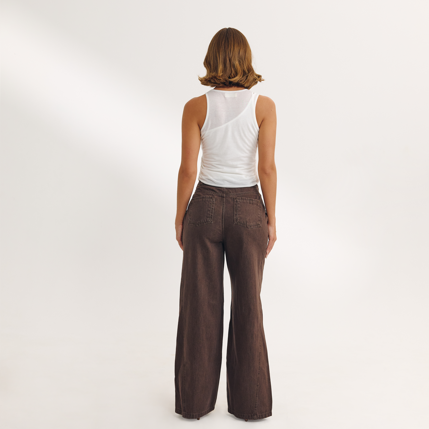 Dipped-Waist Wide-Leg Jeans - Espresso