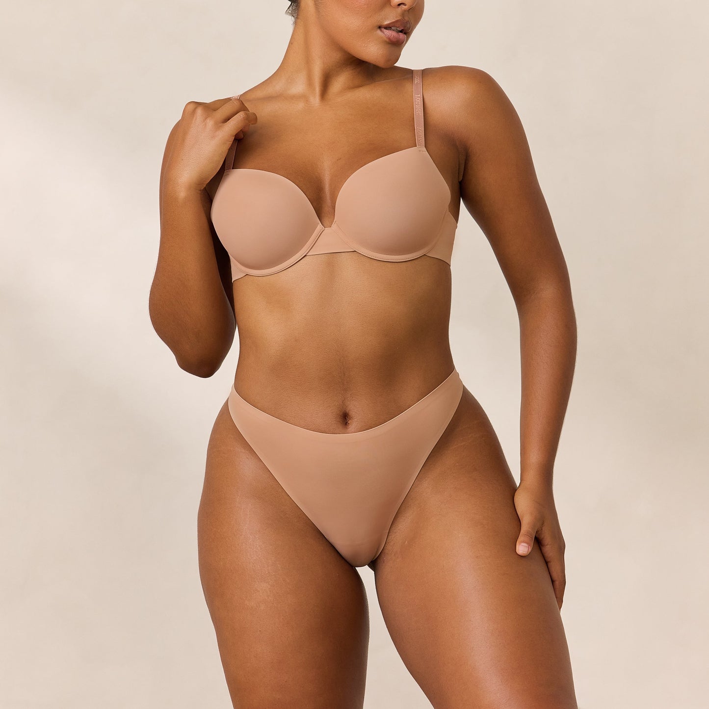 Invisible Form T-Shirt - Honey