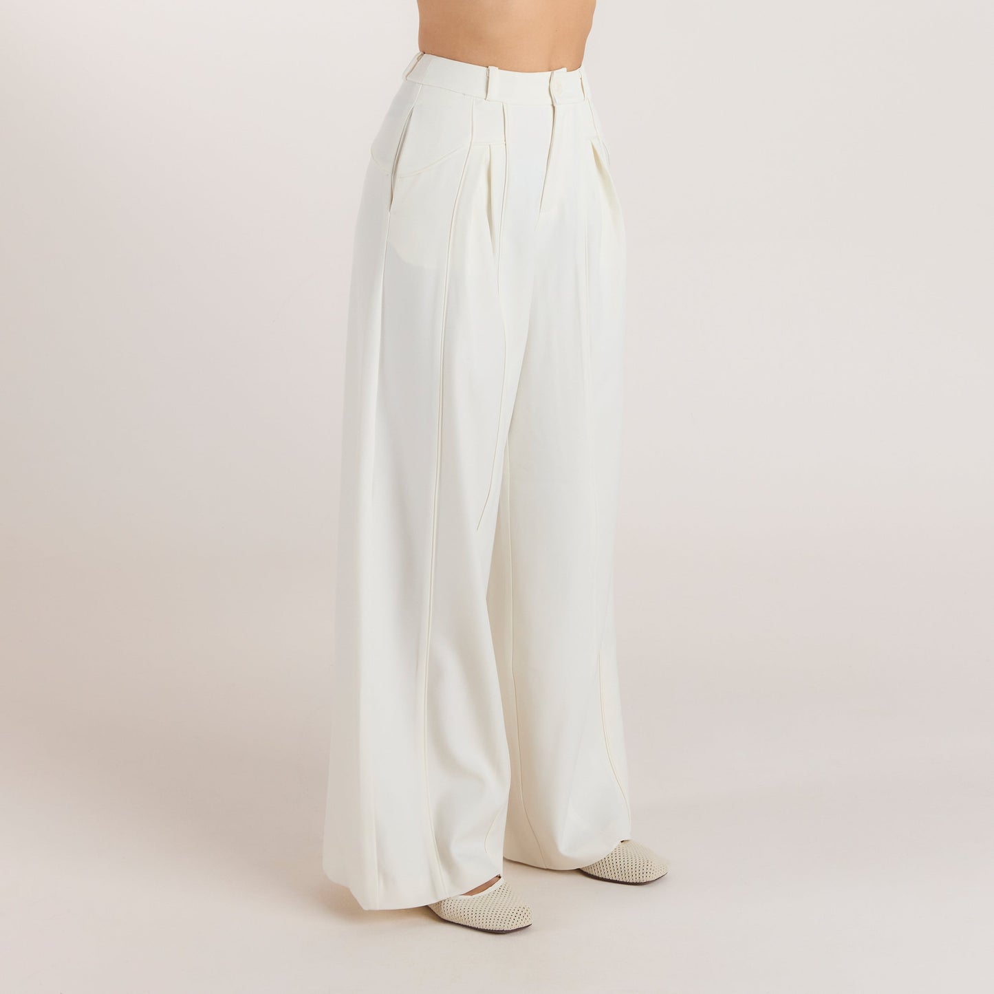 Wide-Leg Pleat Detail Pants - Off White