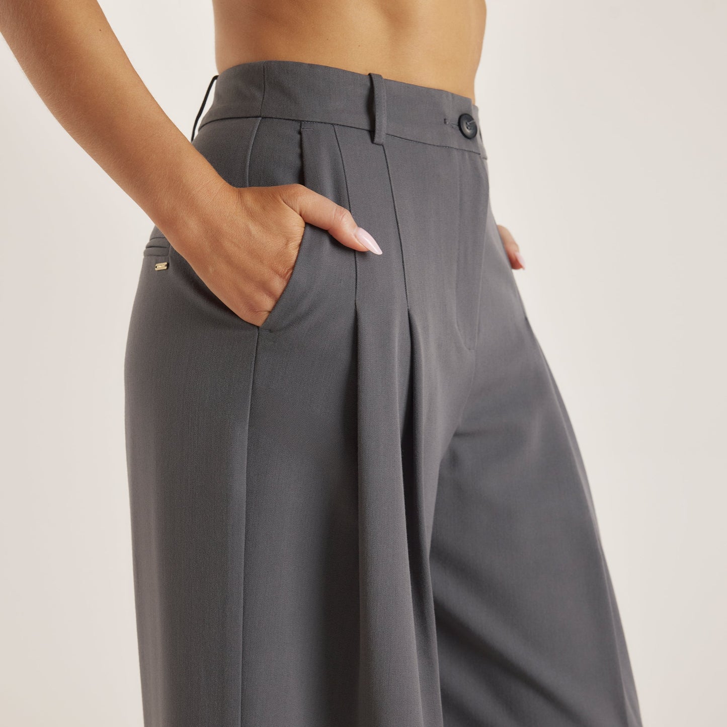Tailored Turn-Up Pants - Charcoal
