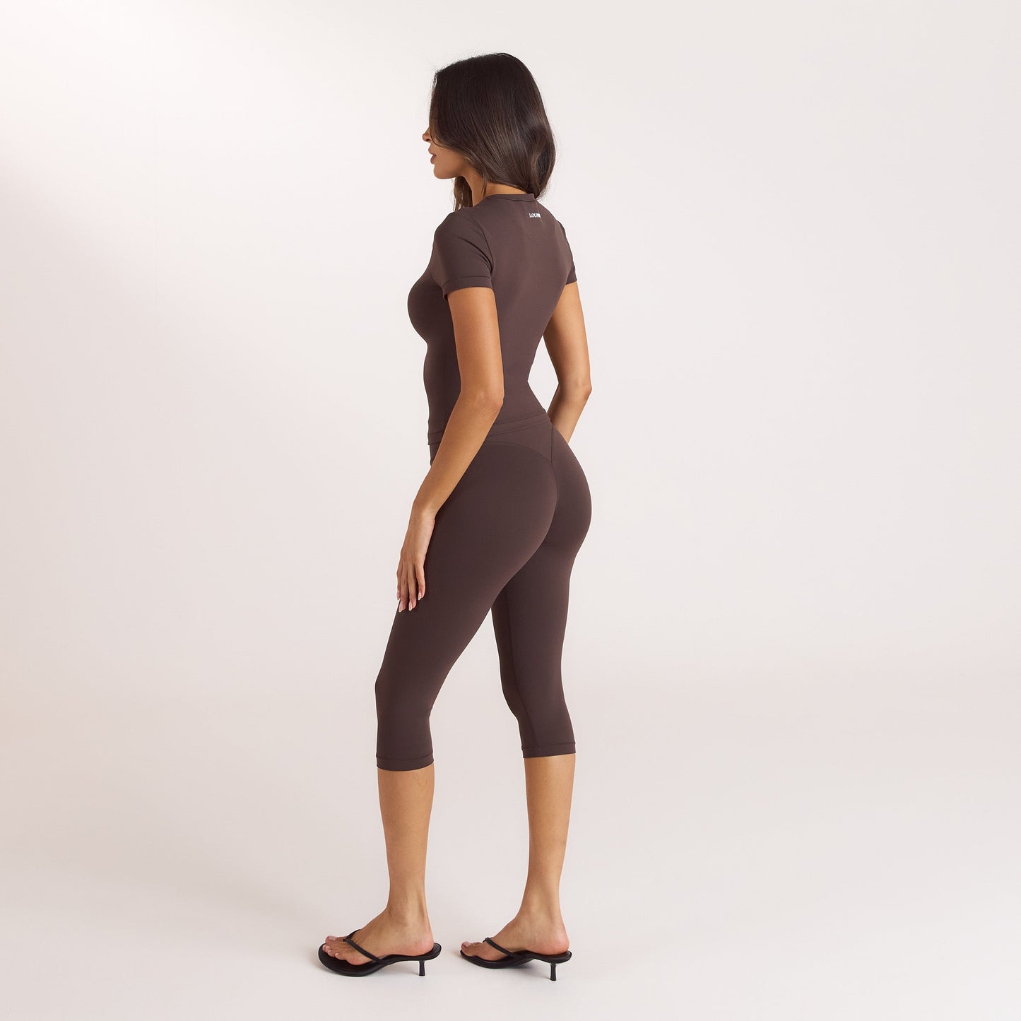 ContourSoft Capri Leggings - Dark Chocolate