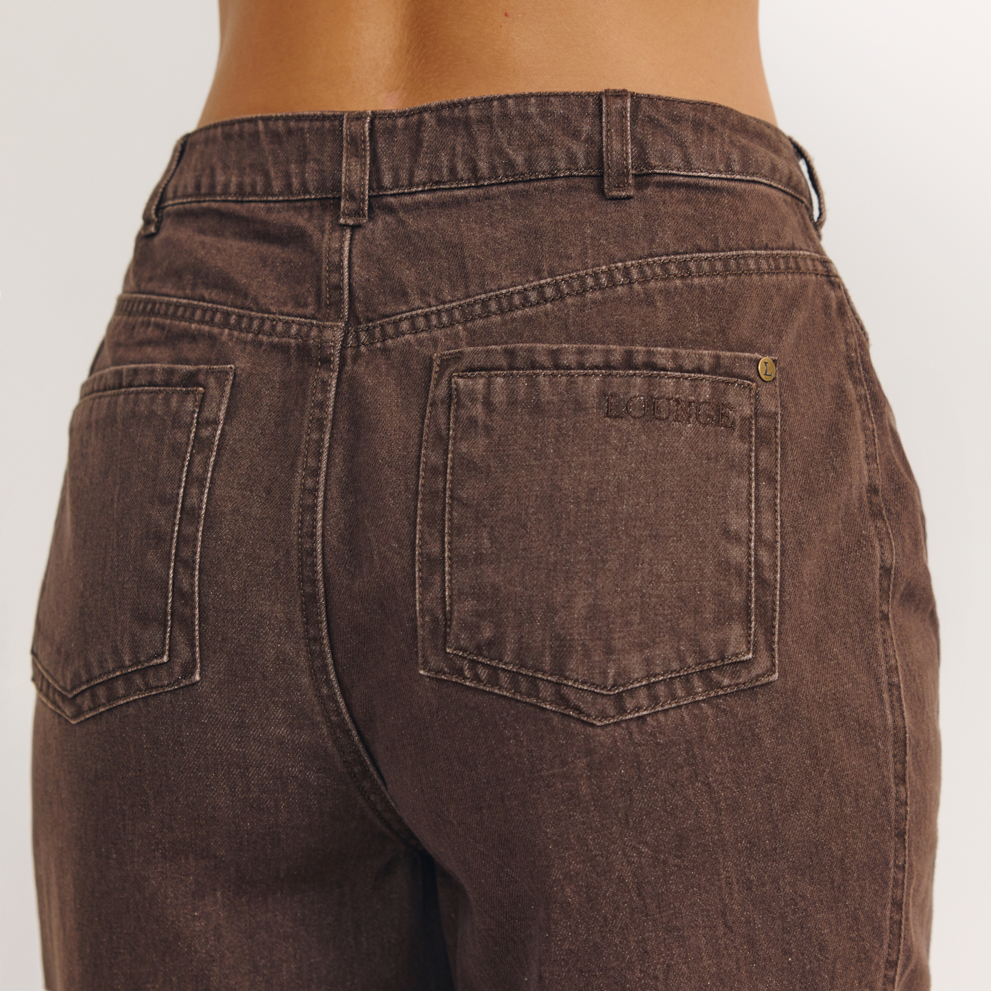Dipped-Waist Wide-Leg Jeans - Espresso